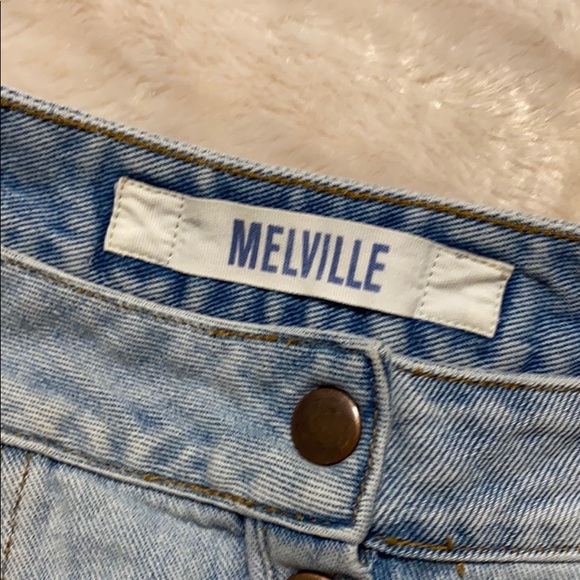 Brandy Melville Light Denim Skirt - Picture 3 of 3